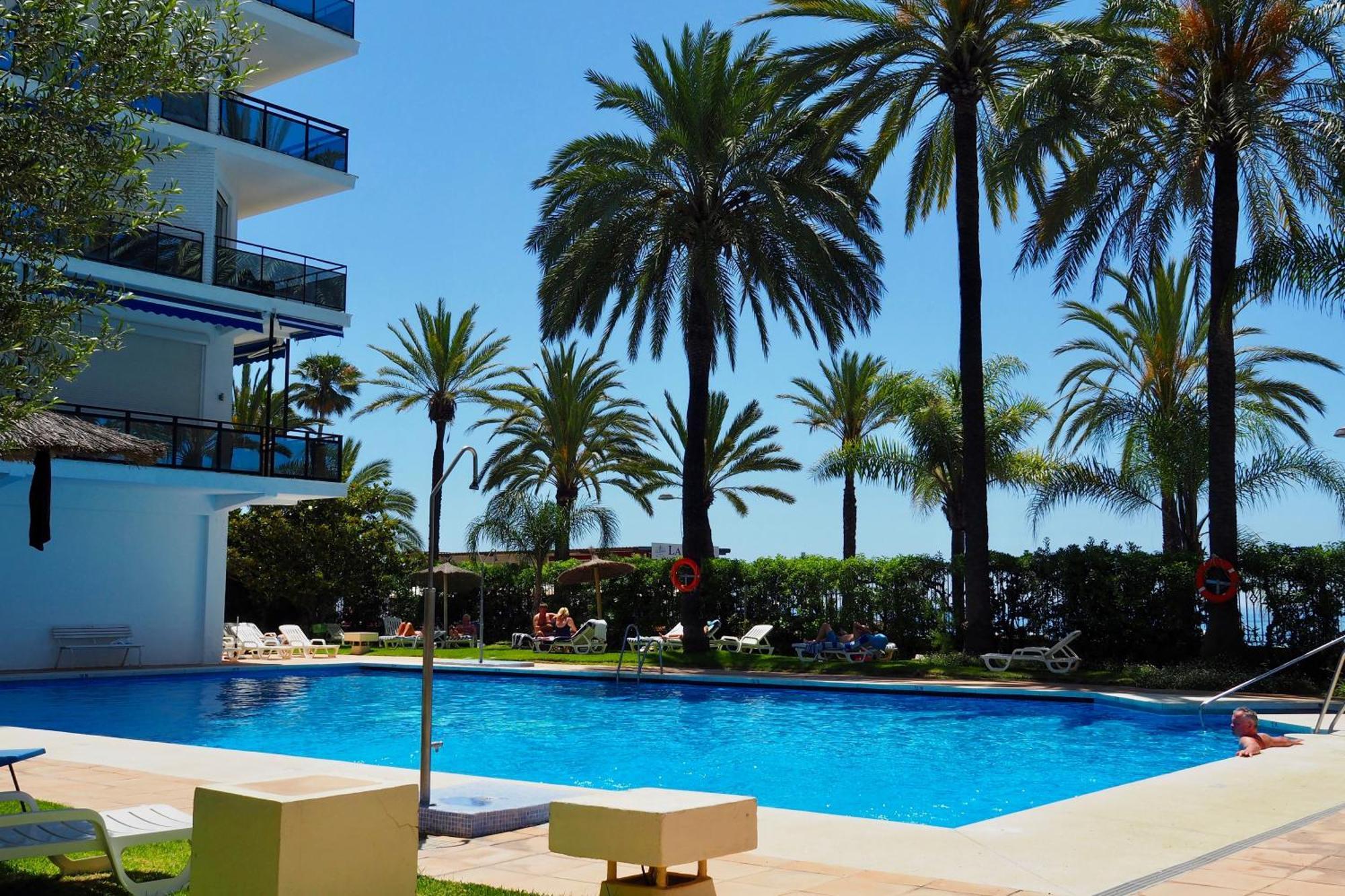 Schoene Mit Tollem Ausblick Marbella